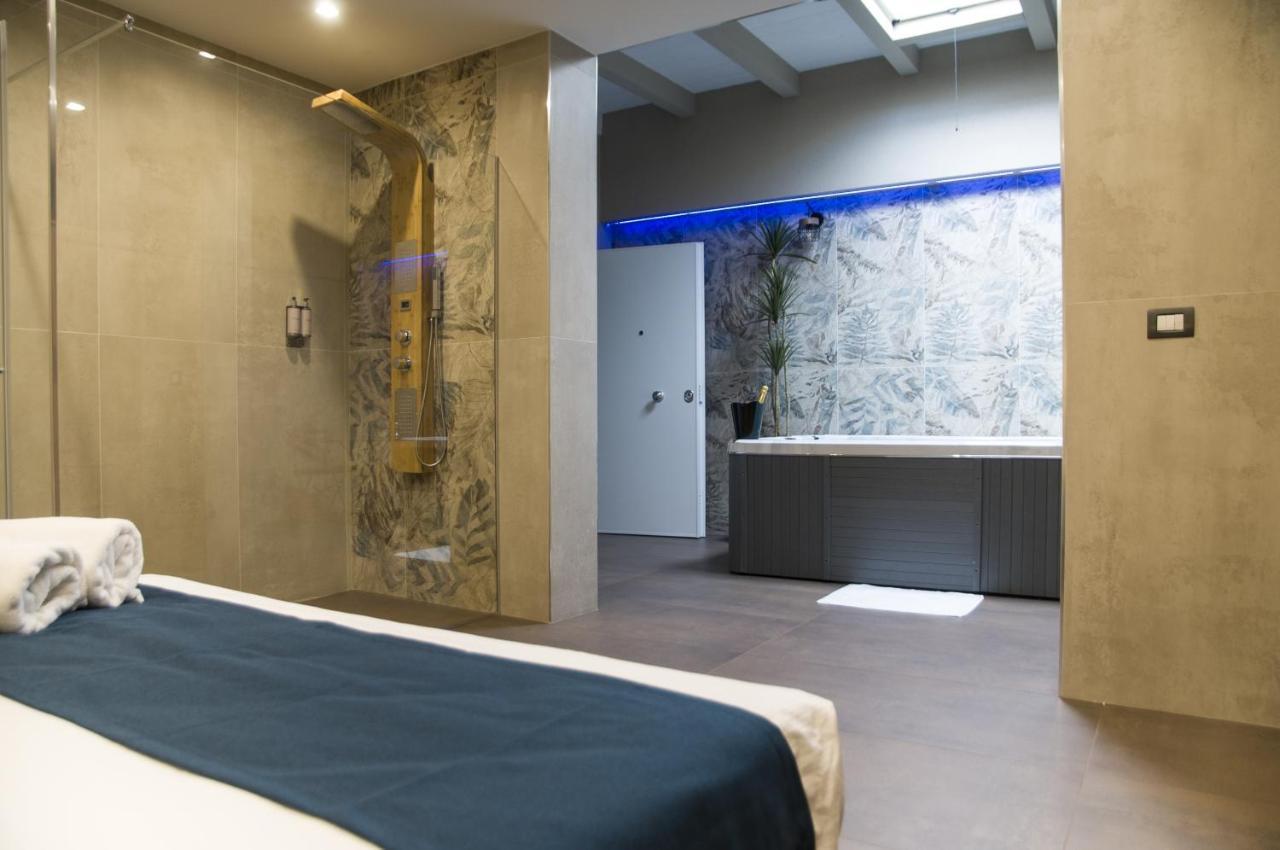 Suite 18 Luxury Apartments バーリ エクステリア 写真