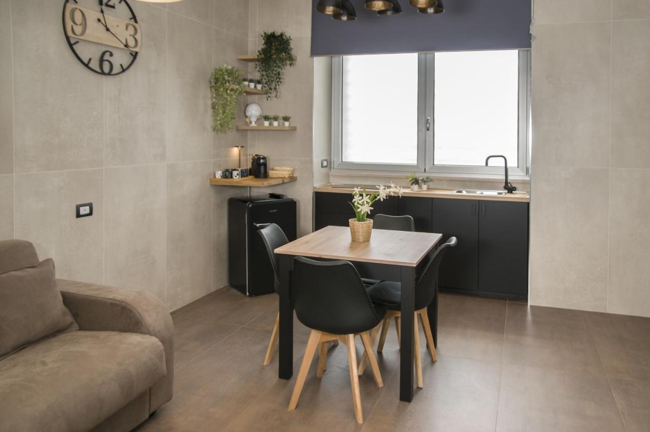 Suite 18 Luxury Apartments バーリ エクステリア 写真
