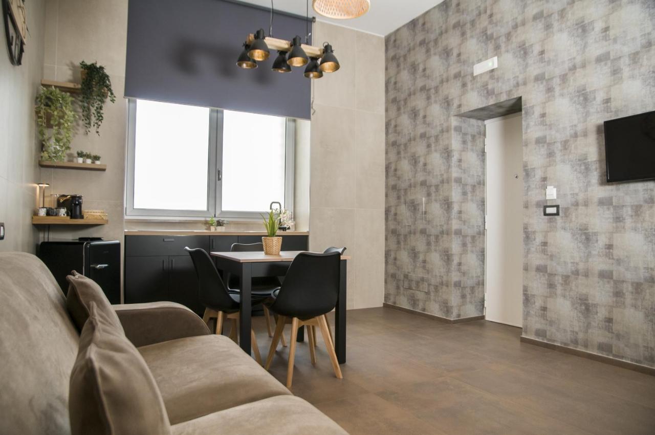 Suite 18 Luxury Apartments バーリ エクステリア 写真